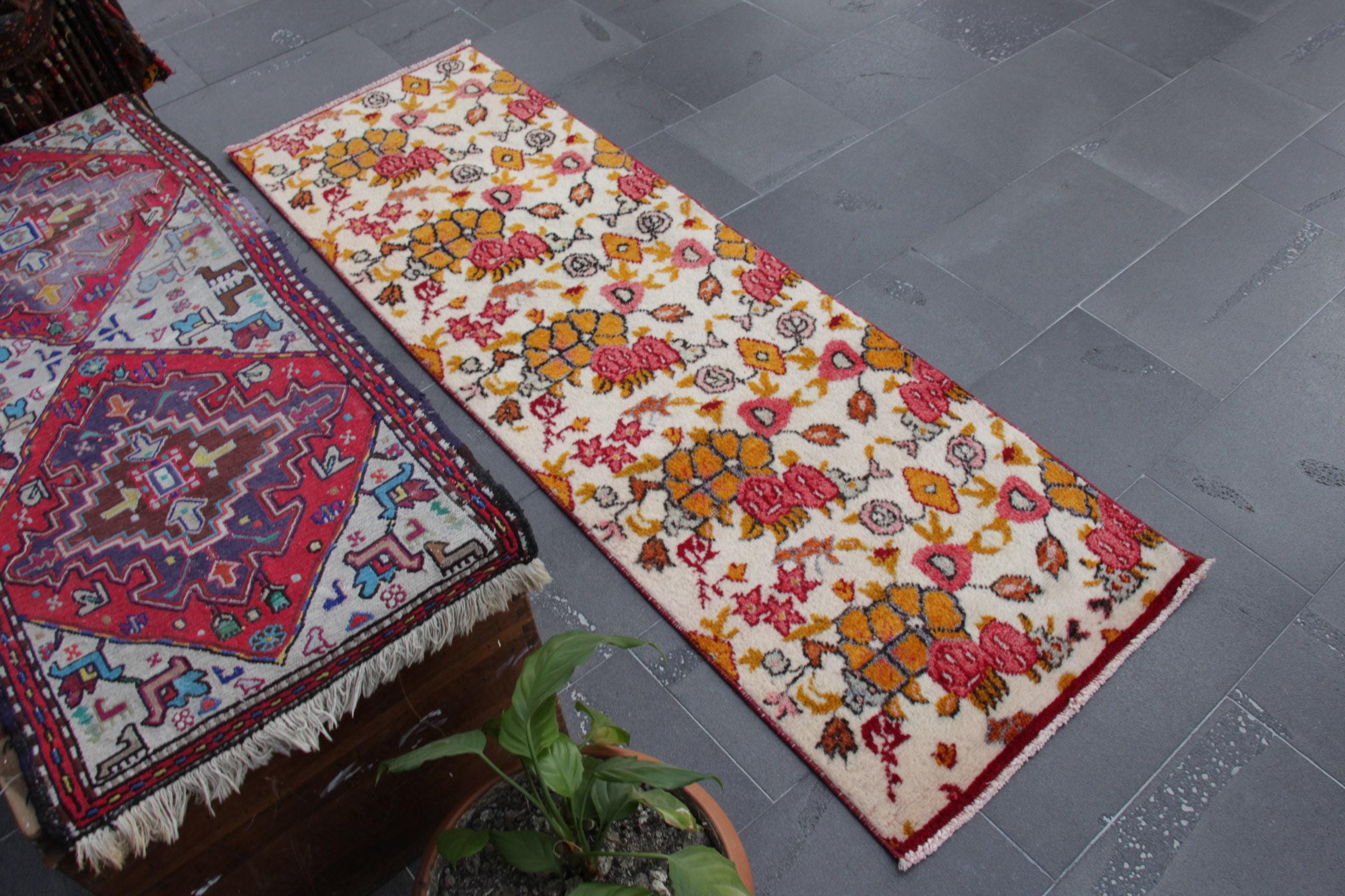 Turkish Rug, Vintage Rug, Small Rug, Area Rug 2.1 X 6.6 Ft