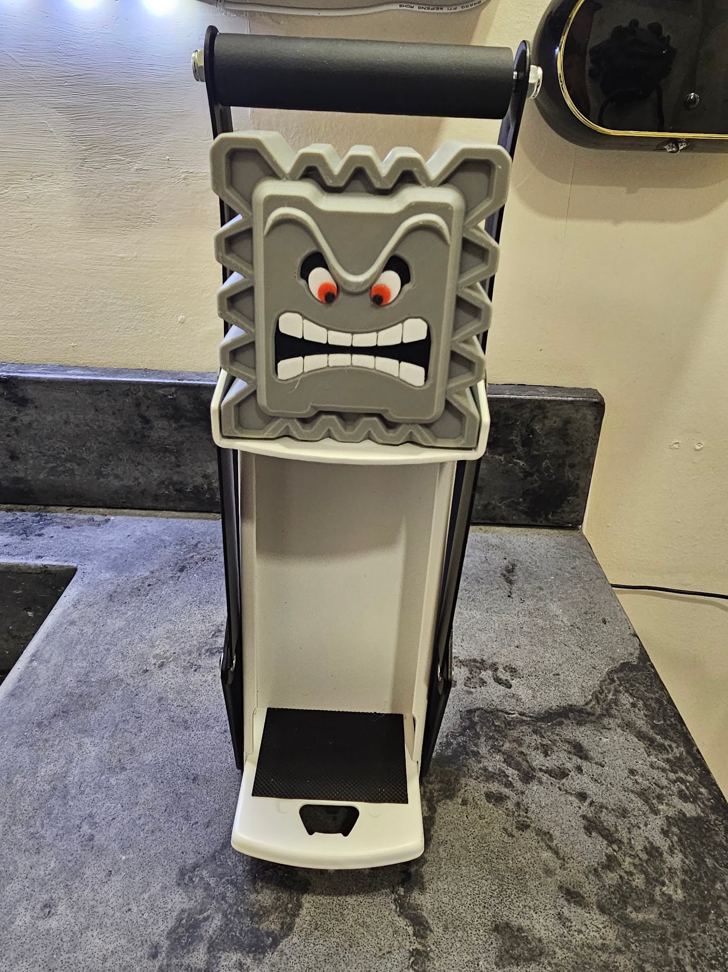 スーパーマリオ スウォンプ缶クラッシャートッパー - Etsy 日本