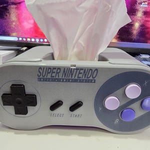Caja de pañuelos para el mando de SNES
