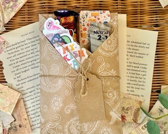 Blind Date With a Book – Paperback book, bookish gifts and treas. Romance, Thriller, Young Adult, Dark Romantasy, Fantasy, Mystery and more