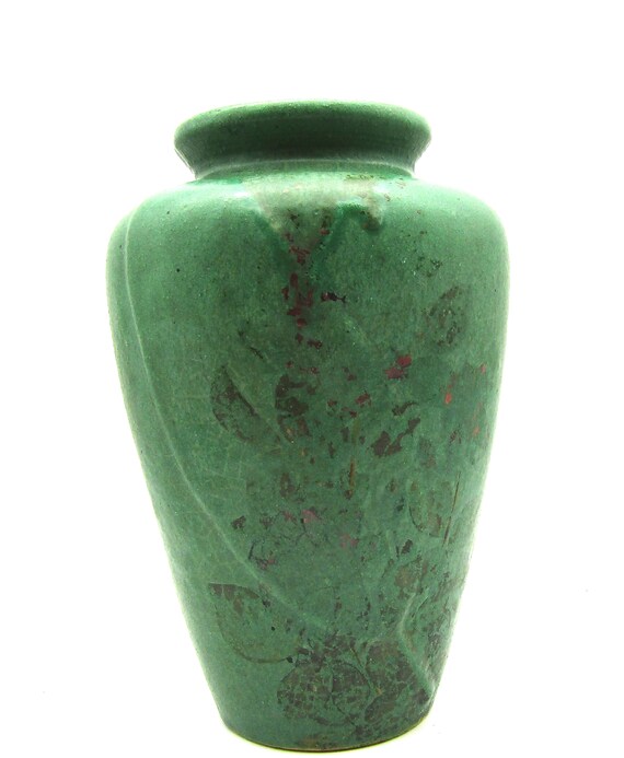 Pottery Art & Tiques