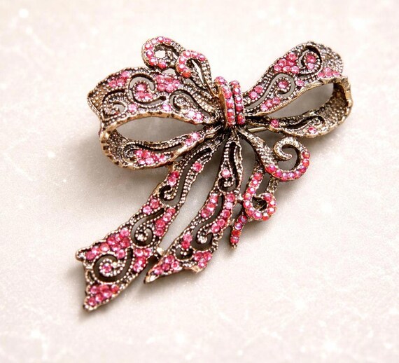 Vintage Pink Rhinestone Bow Brooch Gold Tone Filigree Statement FREE SHIPPING