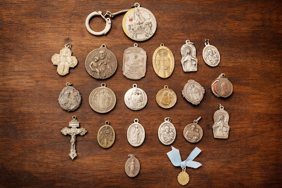 Vintage Catholic Religious Medal Lot Cross Saints Italy Devotional Mixed