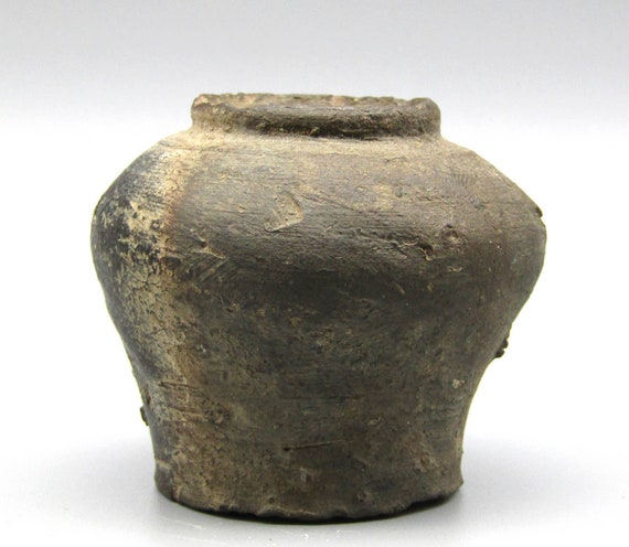 Han Dynasty Pottery Small Jar 206 BC to 220