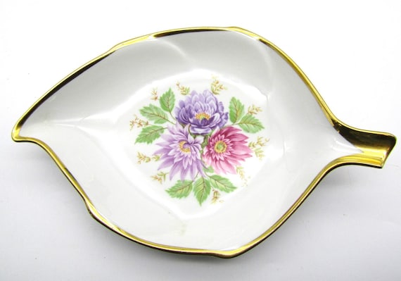 Alka Kunst Leaf Shaped Dish Bavaria Western Germany Dresden Hand Painted Flowers