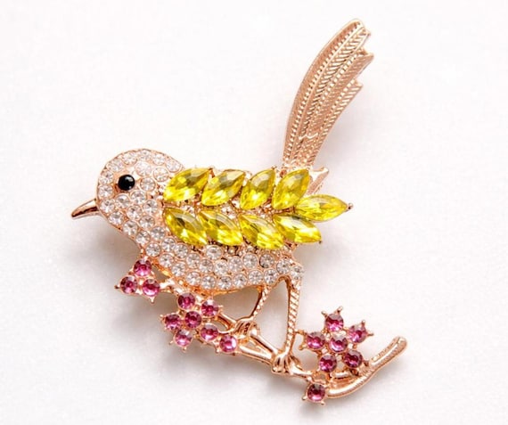 Vintage Gold Tone Bird Brooch Rhinestone Pink Yellow Crystal Pin FREE SHIPPING
