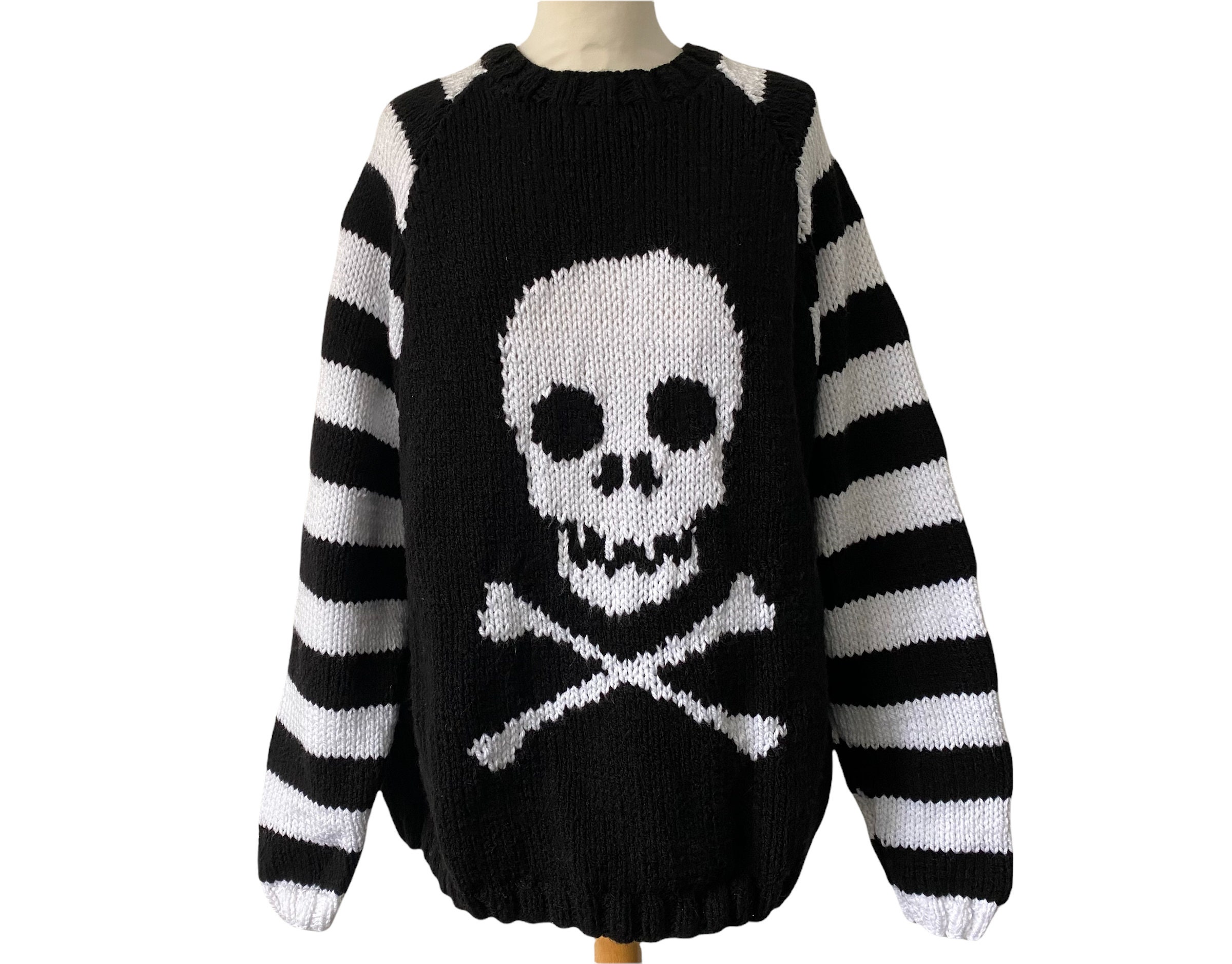 Skull and crossbones best sale sweater