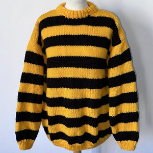 Gelb und Schwarz Gestreifter Pullover Handgestrickt