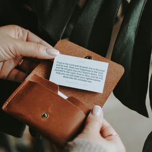 NEW EDITION Leather Wallet & 21 Themed Bible Verse Cards | Scripture Memorisation Pack | Christian Memory Cards | Men, Women | Gift