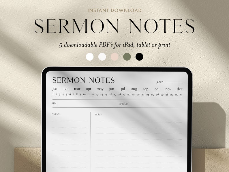 K&ouml;nnte beinhalten: Ein digitales Tablet zeigt eine druckbare Vorlage f&uuml;r Predigtnotizen. Die Vorlage enth&auml;lt einen Kalender, Platz f&uuml;r den Titel, Verse, Notizen und den Redner. Der Text auf dem Bildschirm lautet "SERMON NOTES" und "Jahr".