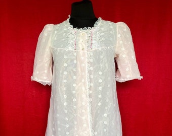 Vintage 1960s nylon night gown - night shift with flower embroidery and puffy sleeves
