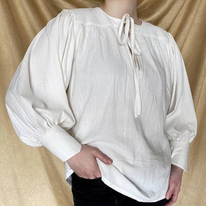 18th century inspired Pirate style chemise - linen shirt/blouse with puffy sleeves - historical unisex chemise - Victorian - Renaissance