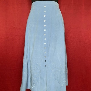 Vintage sky blue embroidered skirt - 1980s button up skirt