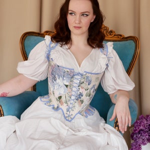 Historical Late 18th Century Stays Fantasia Half-Boned Stays Reversible Midbust Corset Elizabethan Renaissance image 4