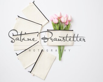 Styled Stock Photography "Pretty Bride", Mockup-Digital File, Bride and Bridesmades Makeup Bag, Cosmetic Bag Mock Up