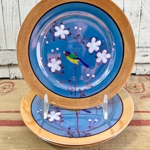 Lusterware Dessert Teller mit Vogel- und Kirschblüten bemalt, japanische Takito Ware, Pfirsich und blaue Porzellanteller, 3er-Set
