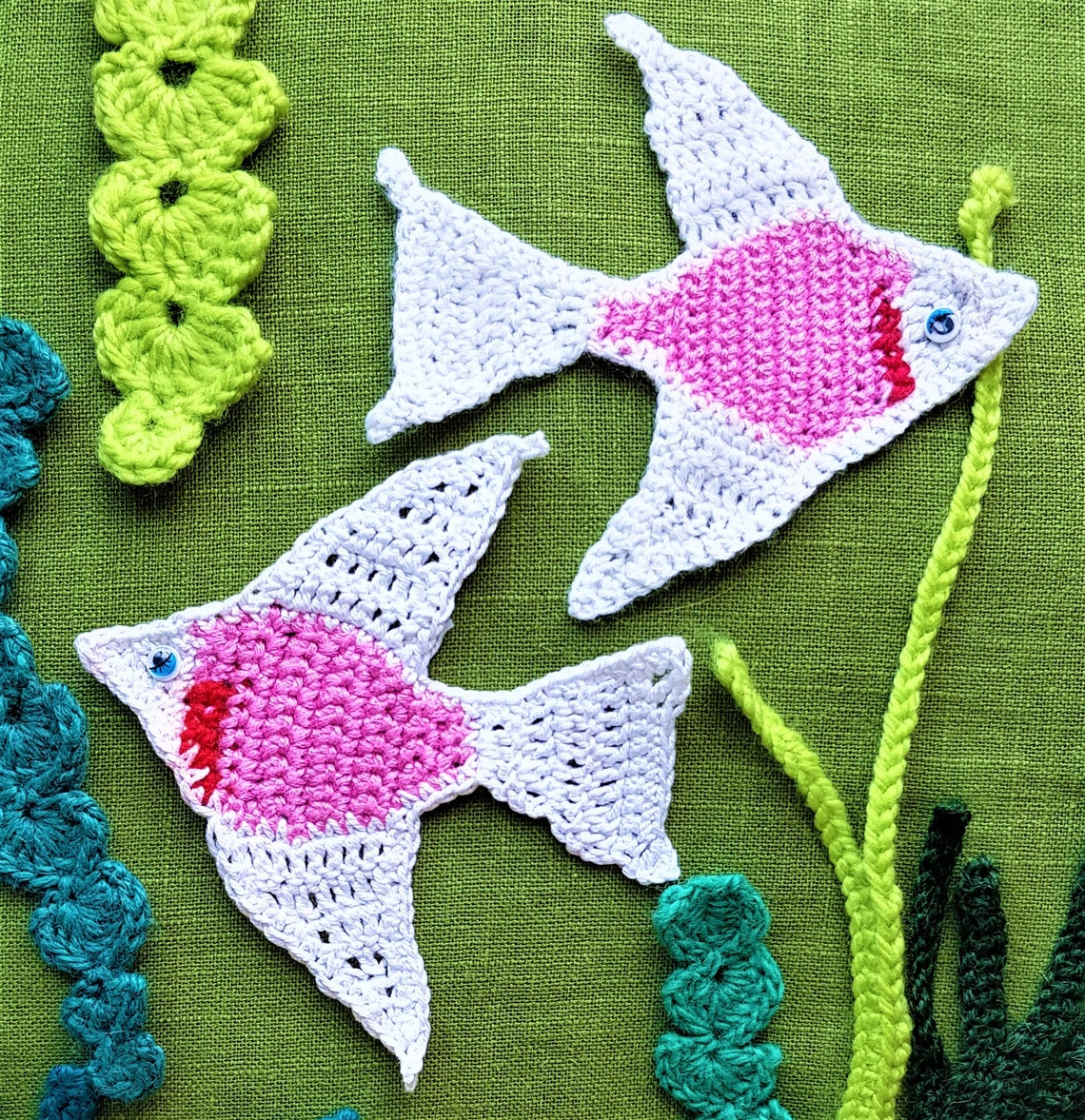Crocheted fish pattern for applique from leftover yarn for | Etsy