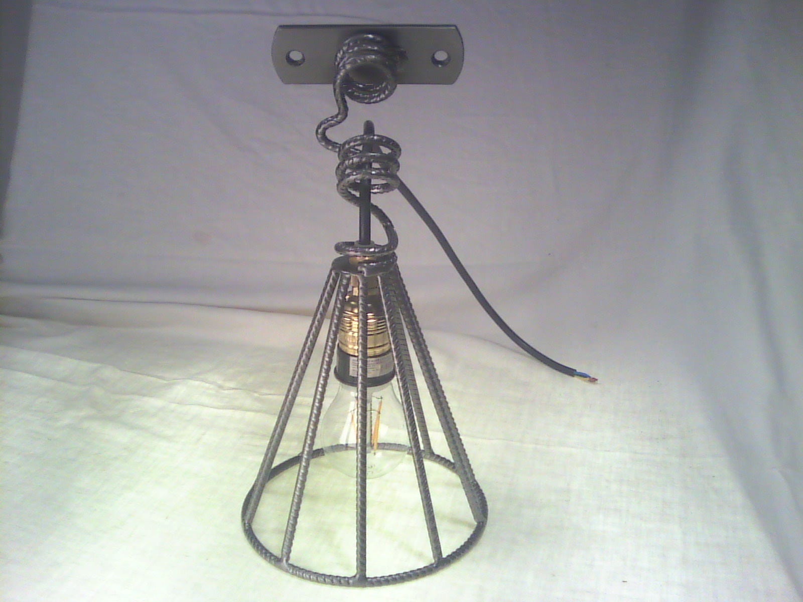 Applique Murale en Ressort Étiré, Création , Déco Pour Loft , Gîte