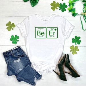 St Patrick&#39;s Day beer Shirt - Women&#39;s St Patrick&#39;s Tee  - St Pattys Day Shirts - St Patrick&#39;s Day Tees Happy Go Lucky, Shamrock Shirt
