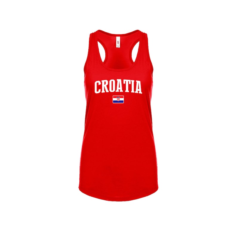 Op de afbeelding: Rood tanktop met het woord "CROATIA" in witte letters en de Kroatische vlag gedrukt op de voorkant.