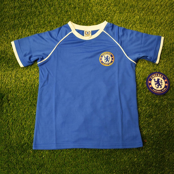 Med venlig hilsen pave lustre Buy Youth Chelsea Jersey Soccer Official Licensed T-shirt All Online in  India - Etsy