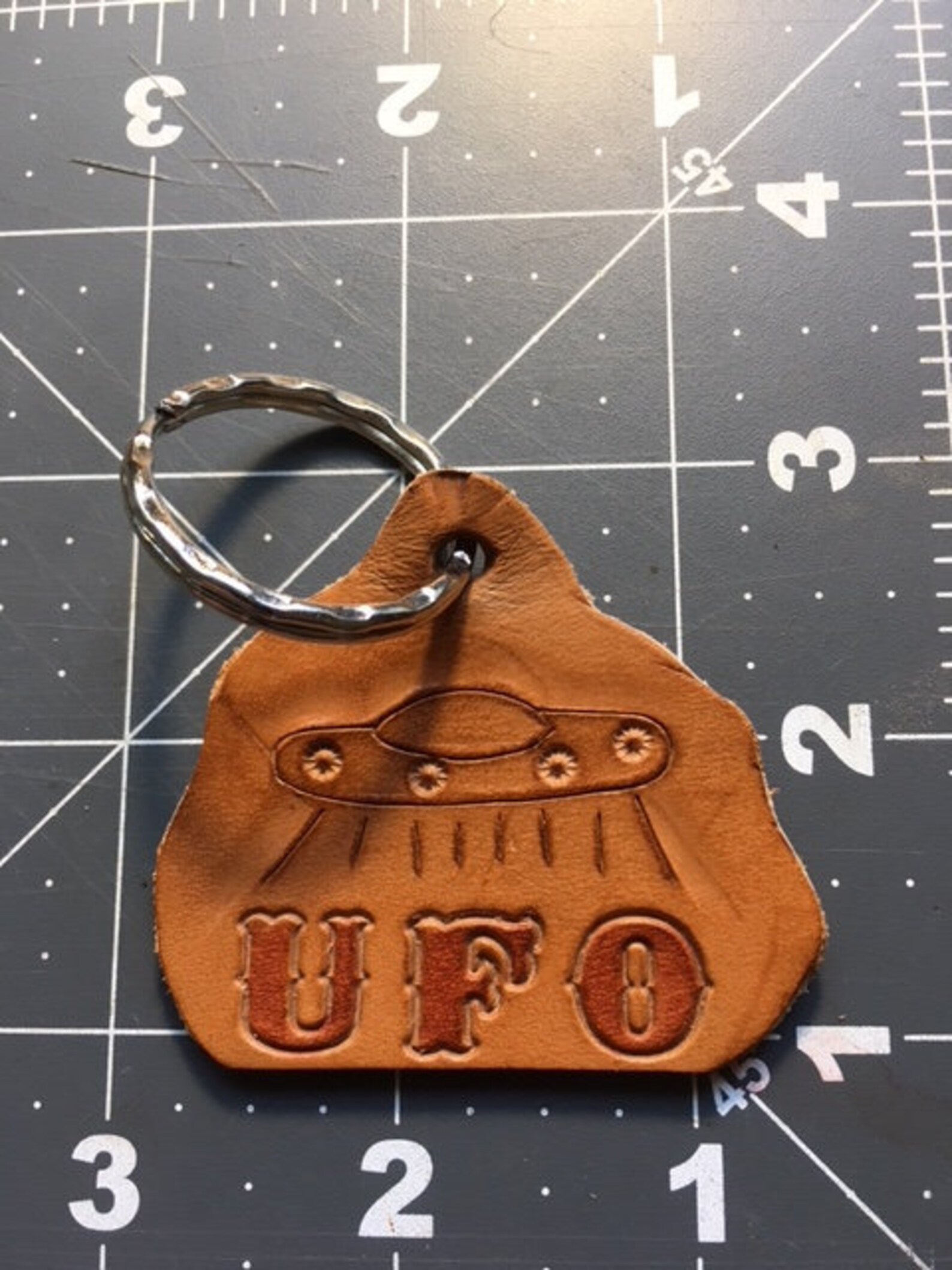 UFO keychain. Aliens and ufos handmade leather Etsy