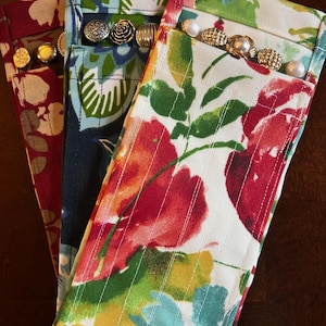 No-Knot Pack for chain jewelry, pocket on back for rings and earrings. Great for Travel!