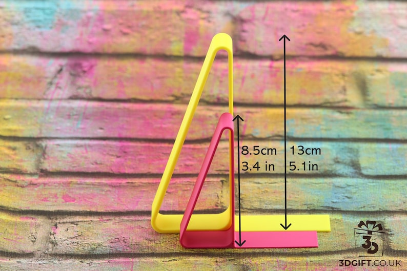 3D Printed Triangle Bookend: Color Changing Plastic Book Stand - Etsy