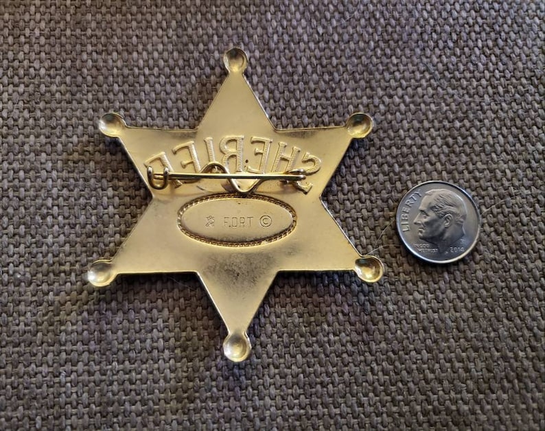 Vintage souvenir Fort brand Ohio Sheriff badge child/'s souvenir goldtone