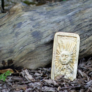 Carte de tarot soleil, TABLETTE EN LAITON, Etteilla en fonte de métal, livre de Thot