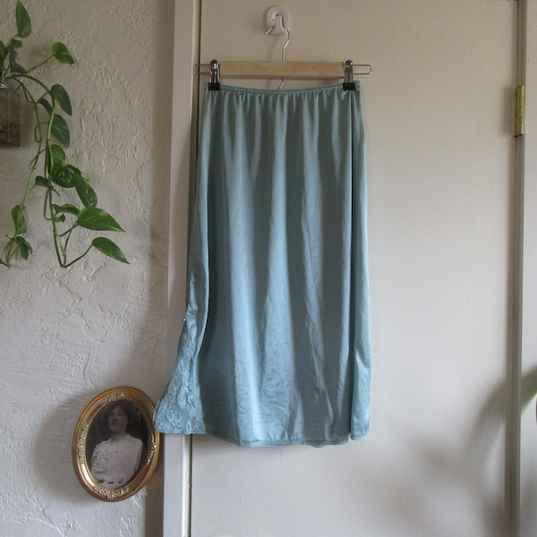 1970s Mint Green Lingerie Slip Skirt, Vintage Maidenform Mint Green Slip Skirt, Side Slit with Lace Trim, Green Silky Nylon Slip Skirt, S