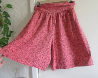 1980s Pink Cotton Blend Shorts, Vintage 80s Sportswear, High Waisted Cotton Blend Shorts, Pink Black Flecks 1980s Shorts, Joe Benbasset, S