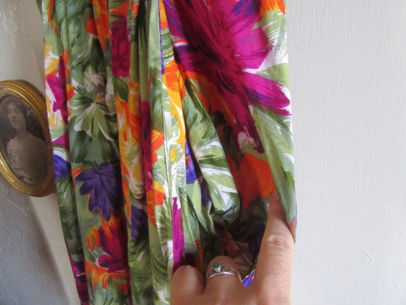 1990s Tropical Floral Print Rayon Romper, Colorfu… - image 10