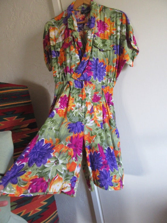 1990s Tropical Floral Print Rayon Romper, Colorfu… - image 3