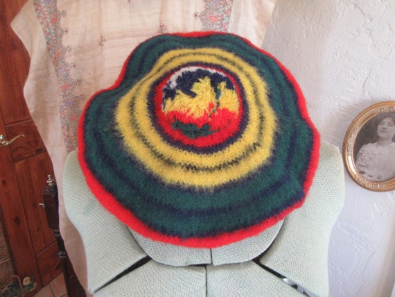 1960s Buchanan Scottish Wool Beret, Rainbow Color… - image 3