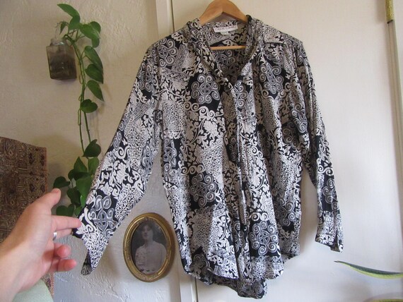 1990s Black White Multi Pattern Blouse, Vintage C… - image 6