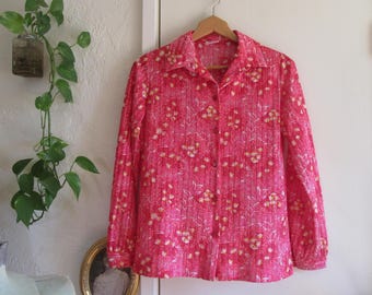 1970s Pink Yellow Floral Polyester Button Down Blouse, Boho Cottage Core Vintage Polyester Blouse, Colorful Pretty Graff Californiawear, S/M