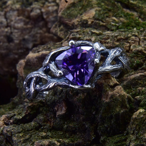 Intricate Purple Mens Ring Fantasy Nature Theme, Male Amethyst Gothic Promise Ring, Medieval Vintage Viking Ring, Forest Witchy Jewelry