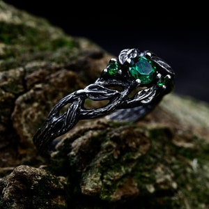 Forest Branch and Leaf Emerald Ring, Fantasy Elvish Engagement Ring with Nature Theme, Mystical Twig Wedding Ring, Unique Silver Jewelry