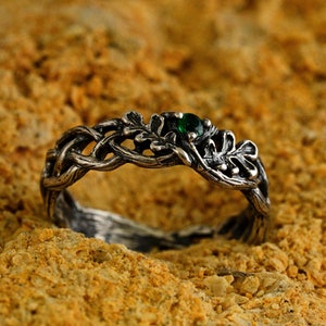 Mens Silver Forest Wedding Band with Braid Tree Branch, Whimsical Woodsy Band with Emerald Nature Inspired Ring, Celtic Jewelry