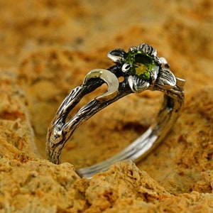 Forest Elvish Mens Tree Bark Silver Ring, Unique Nature Inspired Engagement Ring, Witchy Ethereal Wedding Ring, Fantasy Jewelry Women