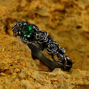 Unique Fairy Fantasy Ring for Women Engagement, Silver Branch Knot and Leaf Ring with Emerald, Vintage Ethereal Nature Jewelry Gift