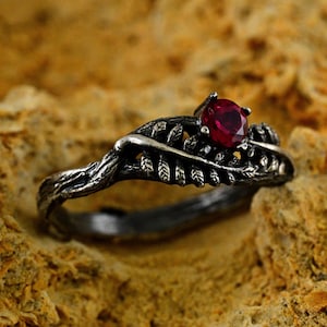 Mens Wedding Ring Celtic Tree Bark, Nature Inspired Elvish Engagement Ring, Fantasy Magical Ring with Ruby Leaf, Enchant Forest Jewelry
