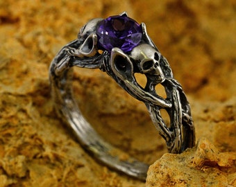 Vintage Gothic Purple Promise Ring, Mens Amethyst Skull Engagement Ring, Fantasy Forest Witchy Wedding Band, Women Estate Jewelry