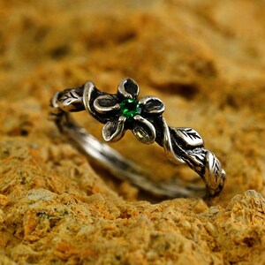 Ethereal Fairy Witchy Wedding Band Women, Fantasy Forest Magic Engagement Ring, Woodland Elven Ring, Unique Nature Jewelry