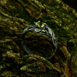 Ethereal Fairy Witchy Wedding Band, Braided Olive Branch Band Silver Engagement Ring, Dark Aesthetic Forest Ring with Nature Themed Bild 6