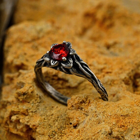 Sterling Silver Flower & Vine Open Textured Gemstone Ring Large Sterling Silver Flower & Vine Open Textured Gemstone Ring Large