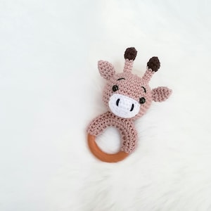 Giraffe rattle - PDF crochet pattern