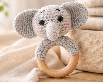 Crochet a rattle, crochet rattle instructions, crochet an elephant rattle, crochet an amigurumi rattle, crochet an animal rattle, crochet a rattle with a wooden ring