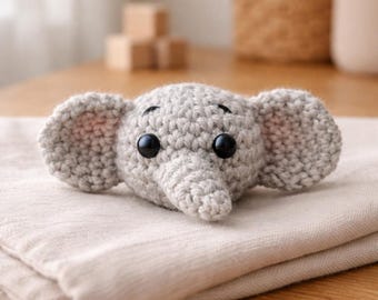 Crochet keychains, crochet animal keychains, crochet keychain ideas, crochet keychains for beginners, crochet elephant